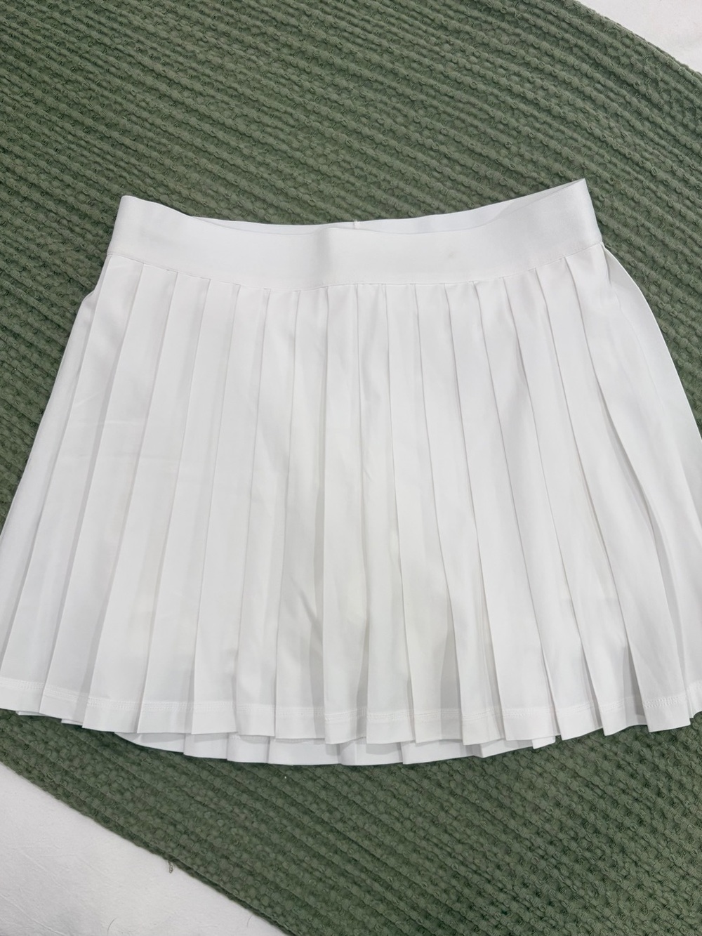 Athleta White Pleated Skirt